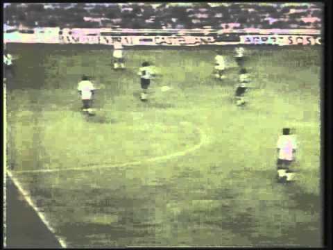 1983 (September 14) Sevilla (Spain) 1-Sporting Lisbon (Portugal) 1 (UEFA Cup).mpg