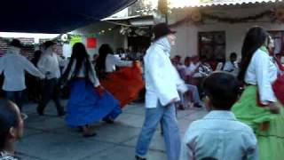 preview picture of video 'Danza Tipicos 2° son'