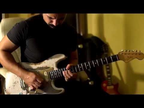 Pink Floyd - Another Brick In The Wall Solo Cover - Stratocaster vs Les Paul P90