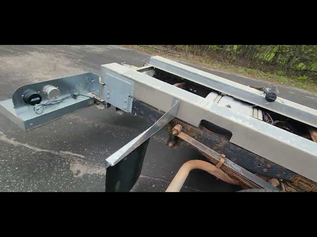 2011 Ford E450 Cab & Chassis - Image 50