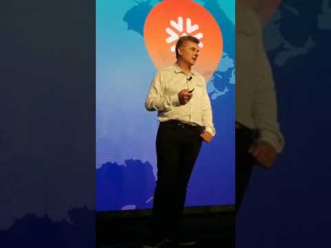 Snowflake Co-Founder Benoit Dagevilleintroduces the Snowflake Data Platform