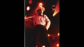 9. Who Wears These Shoes (Elton John - Live In Houston: 9/28/1984)