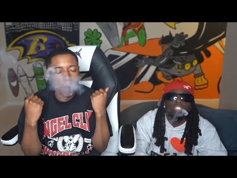 Kai Cenat Smokes ZA Pack with Reggie ⛽️💨