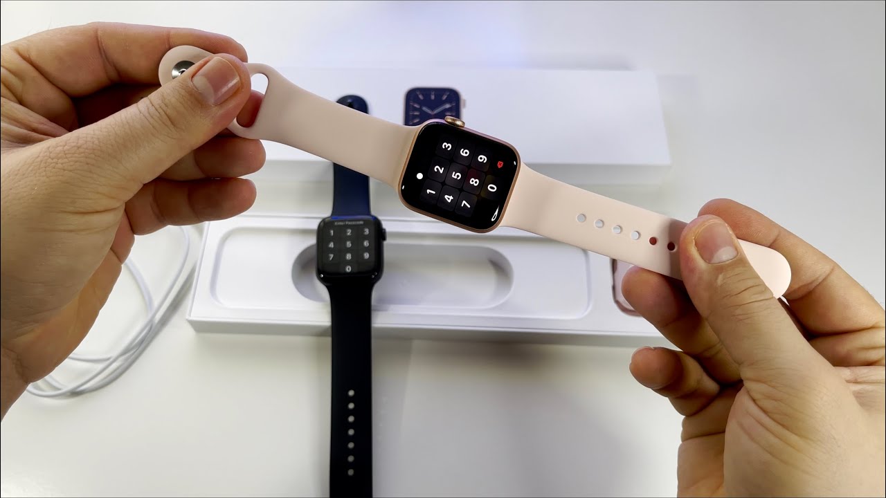 Apple Watch 6 40mm Gold - unboxing, review & wrist test compared with Apple Watch 6 44mm