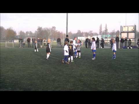 Zwartwit F7 -  Unicum F6