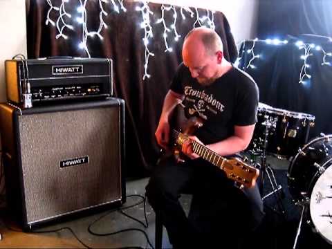 Jeff Boyle (JAKOB) plays through the new Violetta Delay Pedal