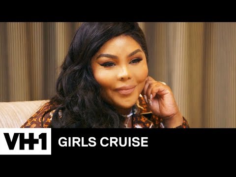 Chef Tobias Is Sweet on Lil' Kim ‘Sneak Peek’ | Girls Cruise