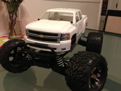 Traxxas stampede 4x4 Vxl  with pro line Chevy Silverado 2500hd body