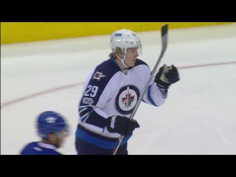Laine gets 29th goal of the season with a rocket against Maple Leafs