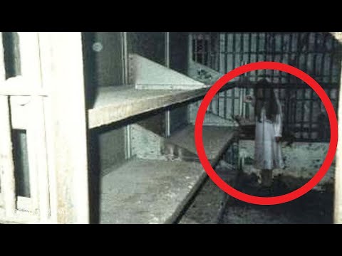 7 Videos of SCARY Ghosts Captured in Cemeteries / MOMENTS OF REAL HORROR / Videos of Ghosts 2023