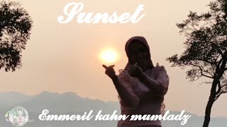 Download lagu Sunset at Al Mumtadz Mosque mp3