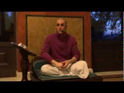 Che cosa rende i devoti di Krishna differenti dai non devoti? - Gaura Bhumi Prabhu -