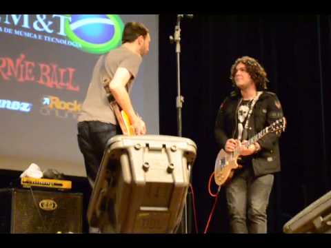 Jam with Paul Gilbert (Pedro Cordeiro)