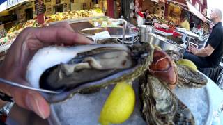 preview picture of video 'Trouville:トゥルヴィルで生牡蠣を食べる  Marché Aux Poissons - Trouville Sur Mer'