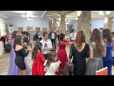 FAMILJA HAP VALLEN NE DASMEN E VOGEL TE MISIRIT