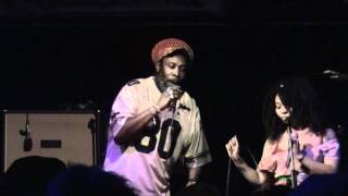 Hollie Cook Walking In The Sand