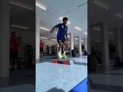 🔵⚪️ 𝗠𝗢𝗜̈𝗦𝗘 𝗦𝗔𝗛𝗜 𝗗𝗜𝗢𝗡 🔵⚪️