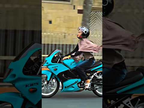 Ukhti racing 2stroke 😍#shorts #automobile #ninjass #ninjar #ninjarr #ninja #2tak #storywa #storytime