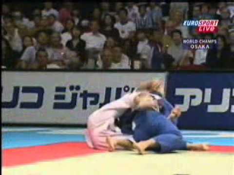 JUDO 2003 World Championships: Nese Sensoy (TUR) - Julia Matijass (GER)