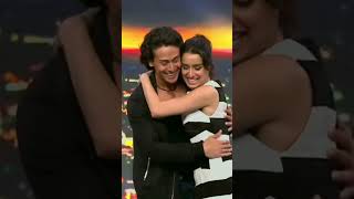 Download lagu Tiger Shroff's Amazing Stunt With ShraddhaKapoor For Baaghi Promotions #shorts mp3 Download lagu Tiger Shroff's Amazing Stunt With ShraddhaKapoor For Baaghi Promotions #shorts mp3