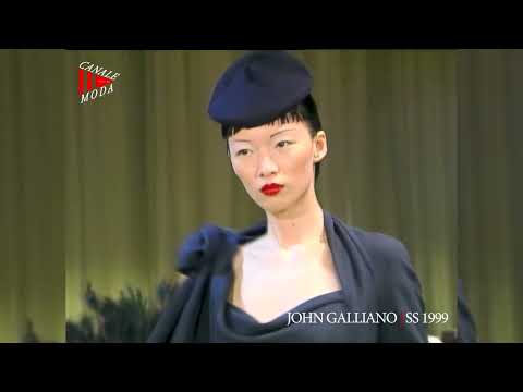 JOHN GALLIANO Spring Summer 1999 Paris 4K - Canale Moda