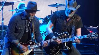 Ted Nugent - Great White Buffalo (5/15/2013) Evansville, IN