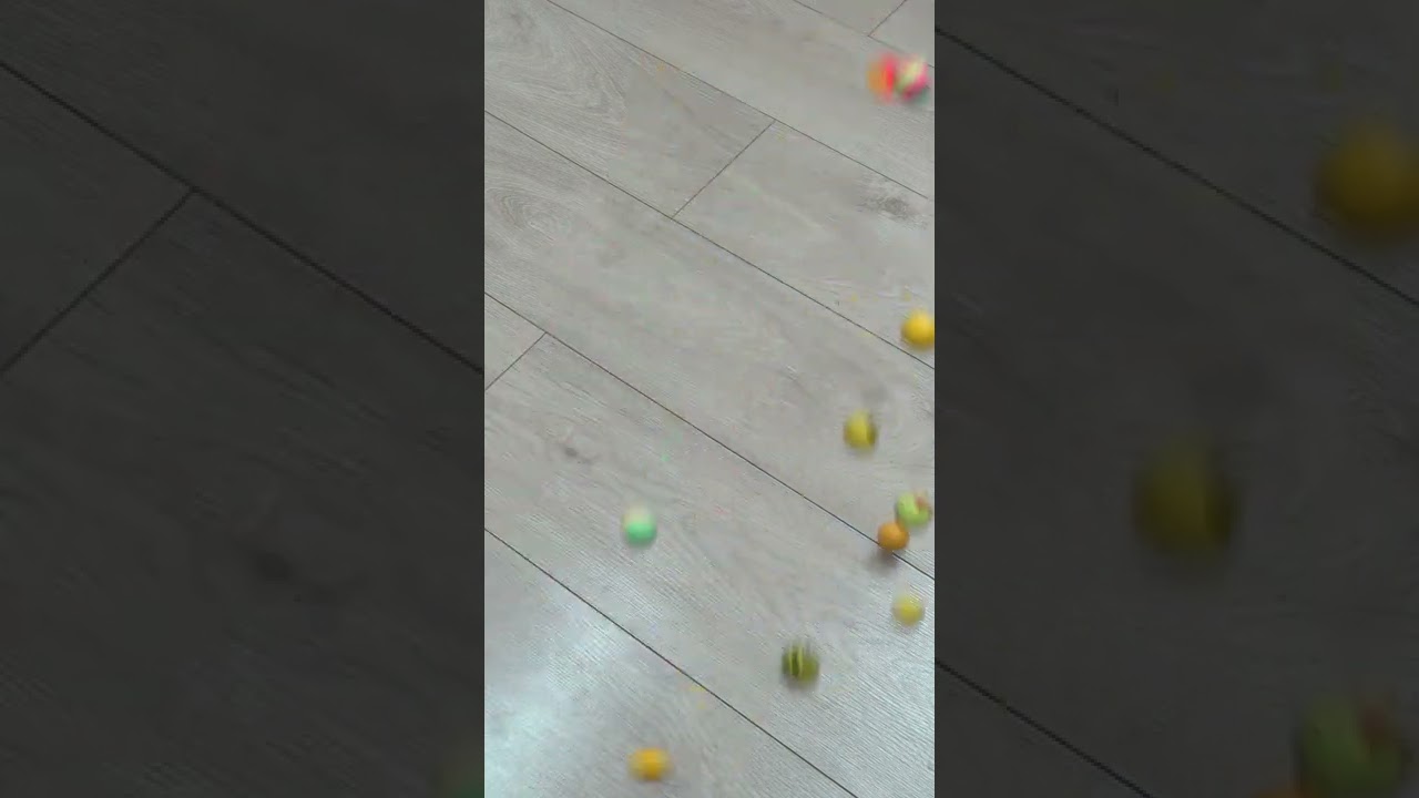 Crazy Reverse Bouncing Balls