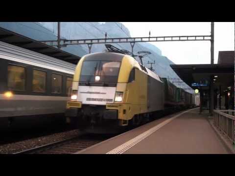 Bahnverkehr in Erstfeld und Chiasso am 24.3.12 - "TXL fährt Gelb"