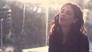 Rolling Stone Session: Anna F. - &quot;Too Far&quot;