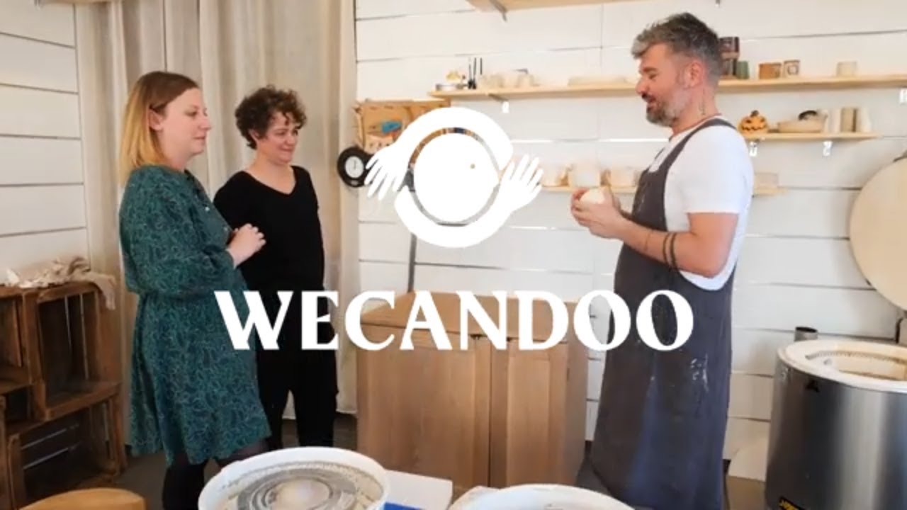Initiez-vous à la décoration sur céramique avec François - Video