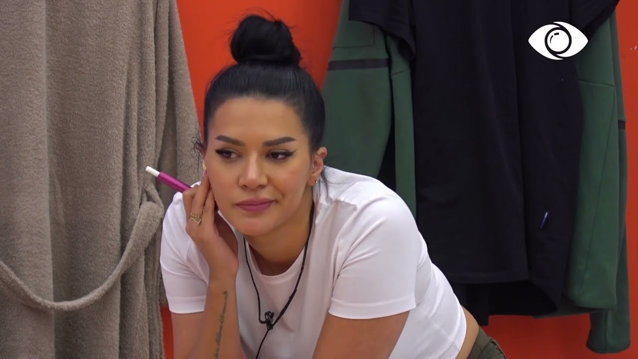 Efi bisedon me Kiarën/ Ja cilët janë 4 finalistët sipas saj