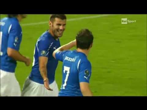 Giampaolo Pazzini GOL in Italia-Estonia 3-0 (3/6/2011) con Riccardo Cucchi & Francesco Repice