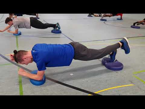Training mit Abstand - Teil 42 - Kräftigen und Stabilisieren mit Balancepads   Teil 2