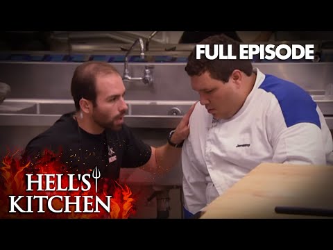 "I Don't Wanna Die" Contestant Hospitalised Mid-Challenge! | Hell's Kitchen S11 E5