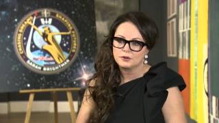 Soprano in space  Sarah Brightman working on song