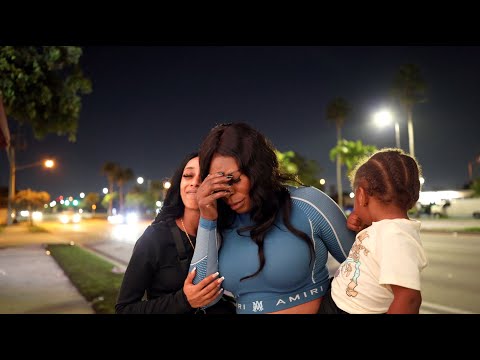 Kodak Black surprises his mother with her own Resturant for Christmas