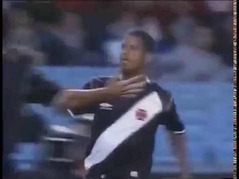 Marcelinho Carioca (Vasco) - 20/04/2003 - São Paulo 3x1 Vasco - 1 gol