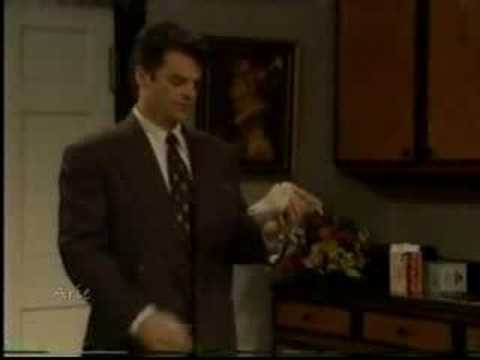 GH 04.14.98b - More kitchen chaos for the Qs