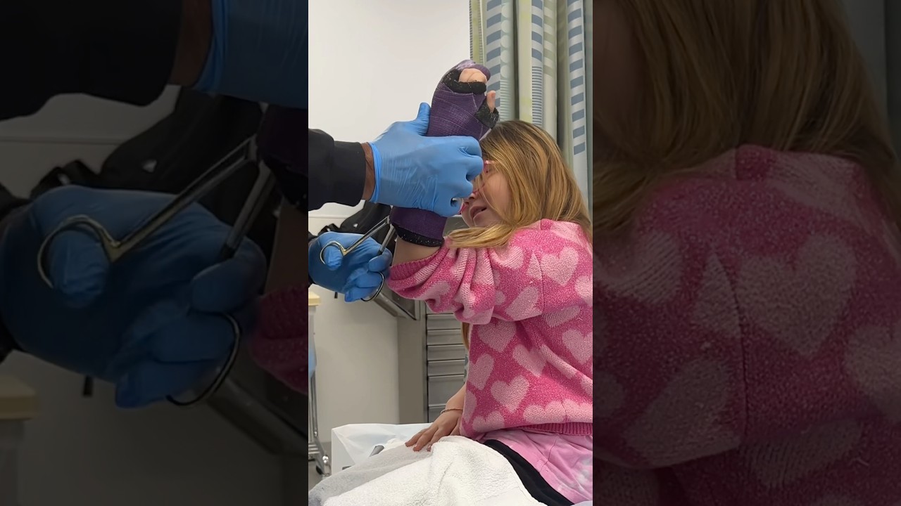 STINKY Fingers 🤮 #funny #vlog