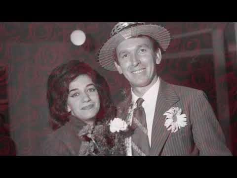 Czerwone róże - Mieczysław Święcicki wspaniale wykonuje romans S. Ratolda