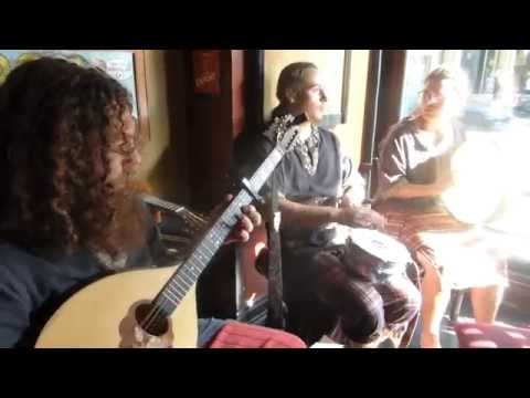 Tribardi - Lindisfarne (Live at Montreal VikingFest)