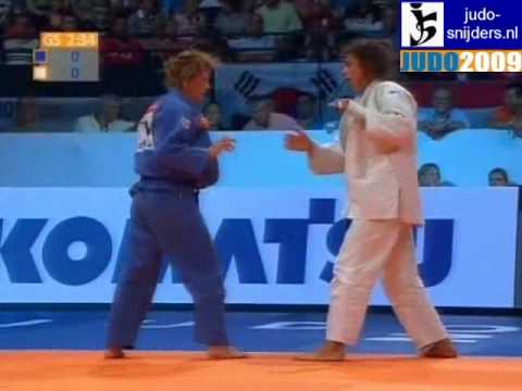 Judo 2009 Rotterdam: Houda Miled (TUN) - Erica Barbieri (ITA) [-70kg] bronze Golden score.