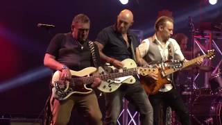 The Wolfe Brothers - Throw Em Back - Live At The Tamworth Golden Guitar Awards 2017