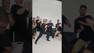 Dancinha pra comemorar esse vídeo MARAVILHOSO!! #aquelescaras #humor #engraçado #comedia