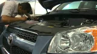 preview picture of video 'Toyota Oil Change Engine Motor Oil Lube Filter Service Brenham College Station TX'
