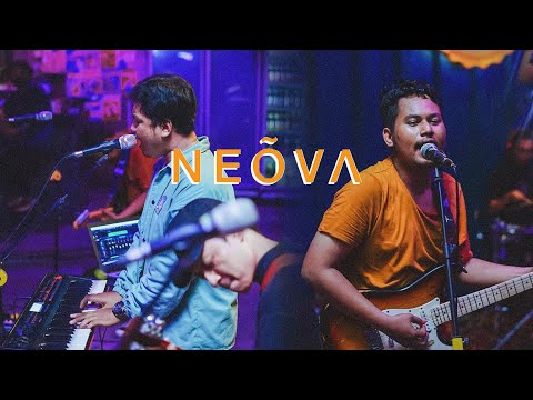 Neova Nonstop Musik Performance Live Stroom