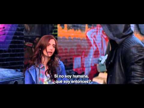 Cazadores de Sombras: Ciudad de Huesos