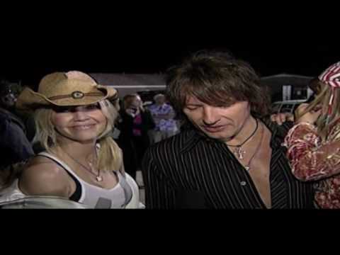 download lagu mp3 mp4 Biography Of Denise Richards, download lagu Biography Of Denise Richards gratis, unduh video klip Biography Of Denise Richards