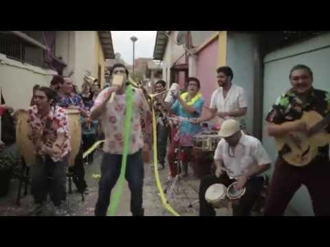 Sonora 5 Estrellas - Supermandoneao (Video Clip Oficial)