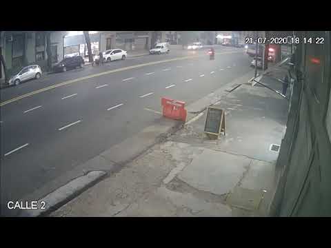 Tremendo accidente de Esteban Tuero (ex piloto de Fórmula Uno)